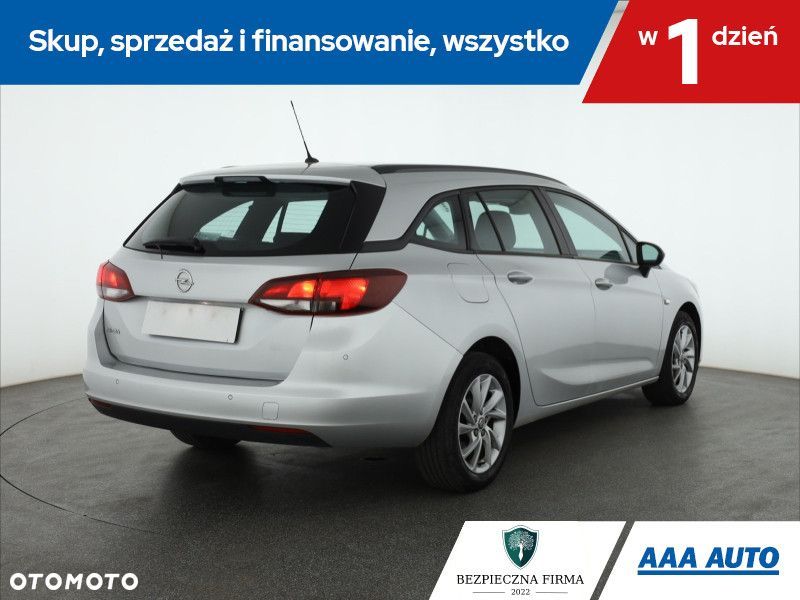 Opel Astra - 6