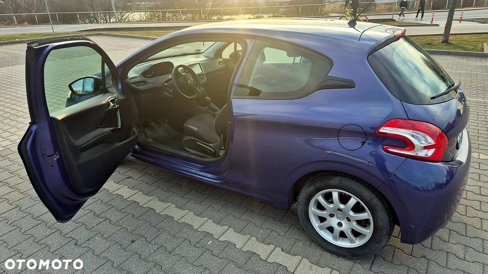 Peugeot 208 e-HDi 92 Stop&Start Active - 9