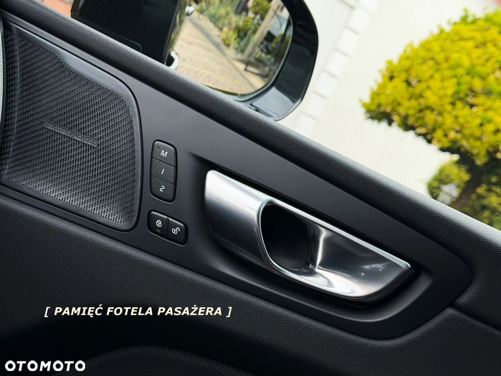 Volvo XC 60 B4 D Geartronic RDesign - 16