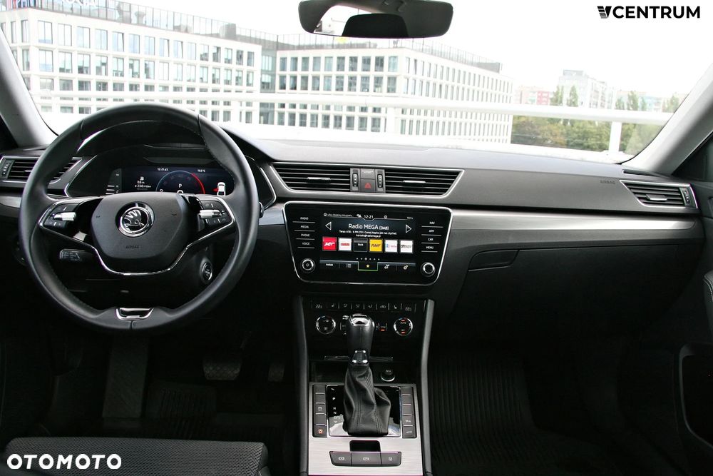 Skoda Superb 2.0 TDI SCR 4x4 Style DSG - 14