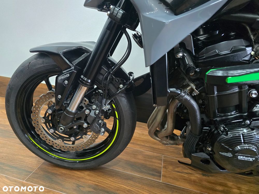 Kawasaki Z - 13