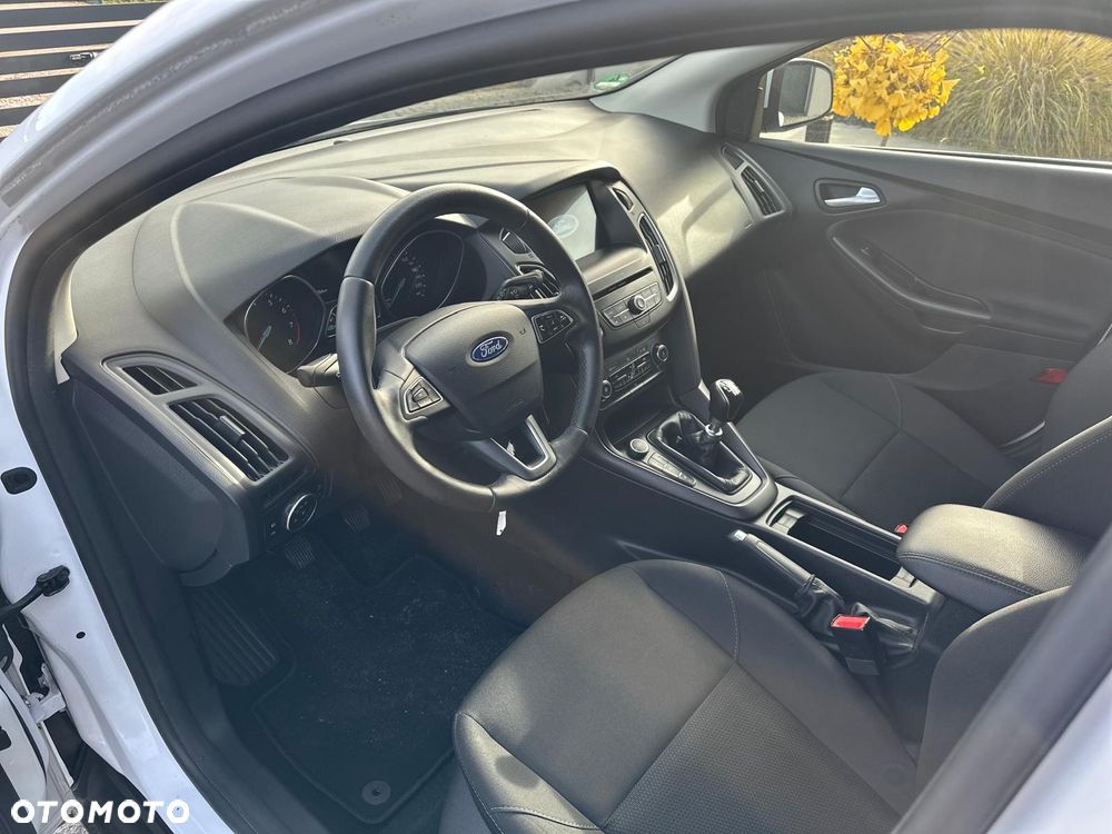 Ford Focus 1.0 EcoBoost Active - 13
