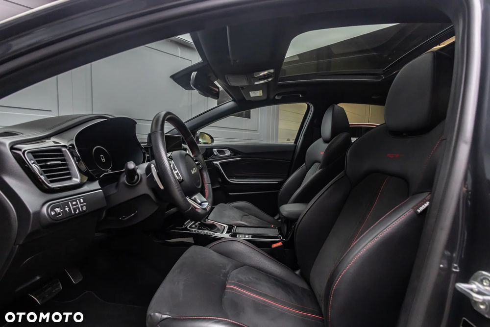 Kia ProCeed 1.6 T-GDI DCT7 OPF GT - 25
