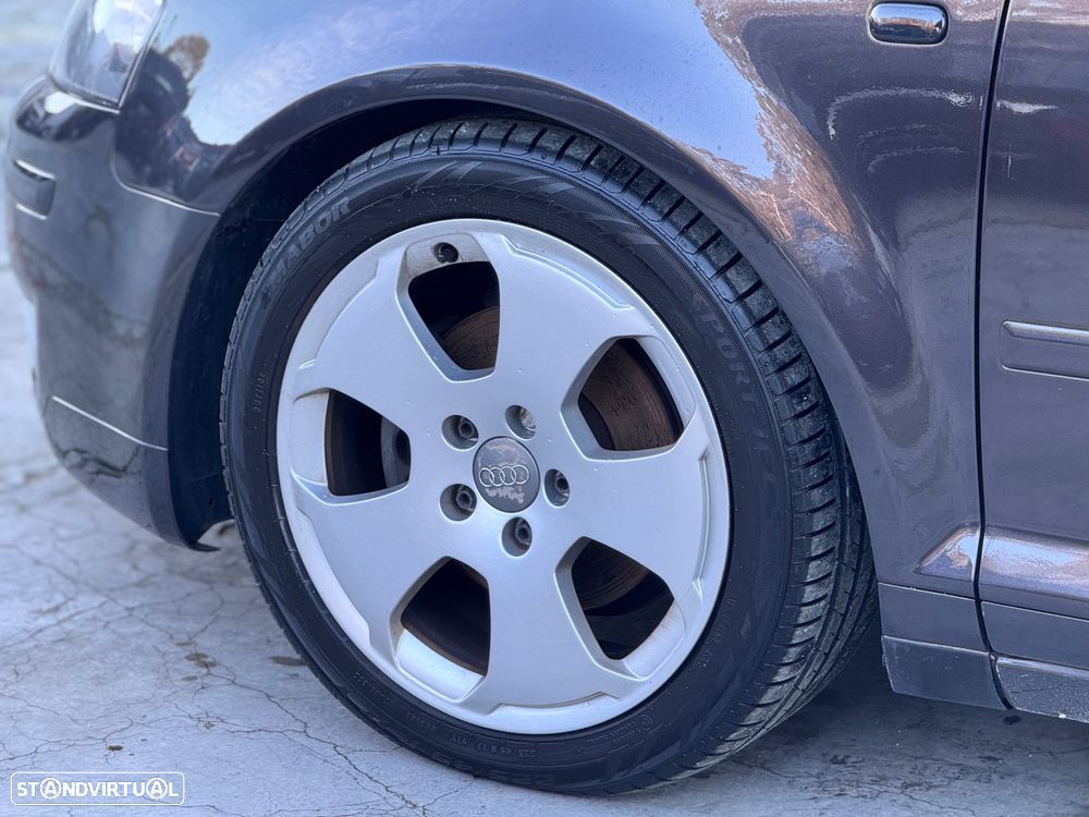 Audi A3 Sportback 2.0 TDi Sport S tronic - 14