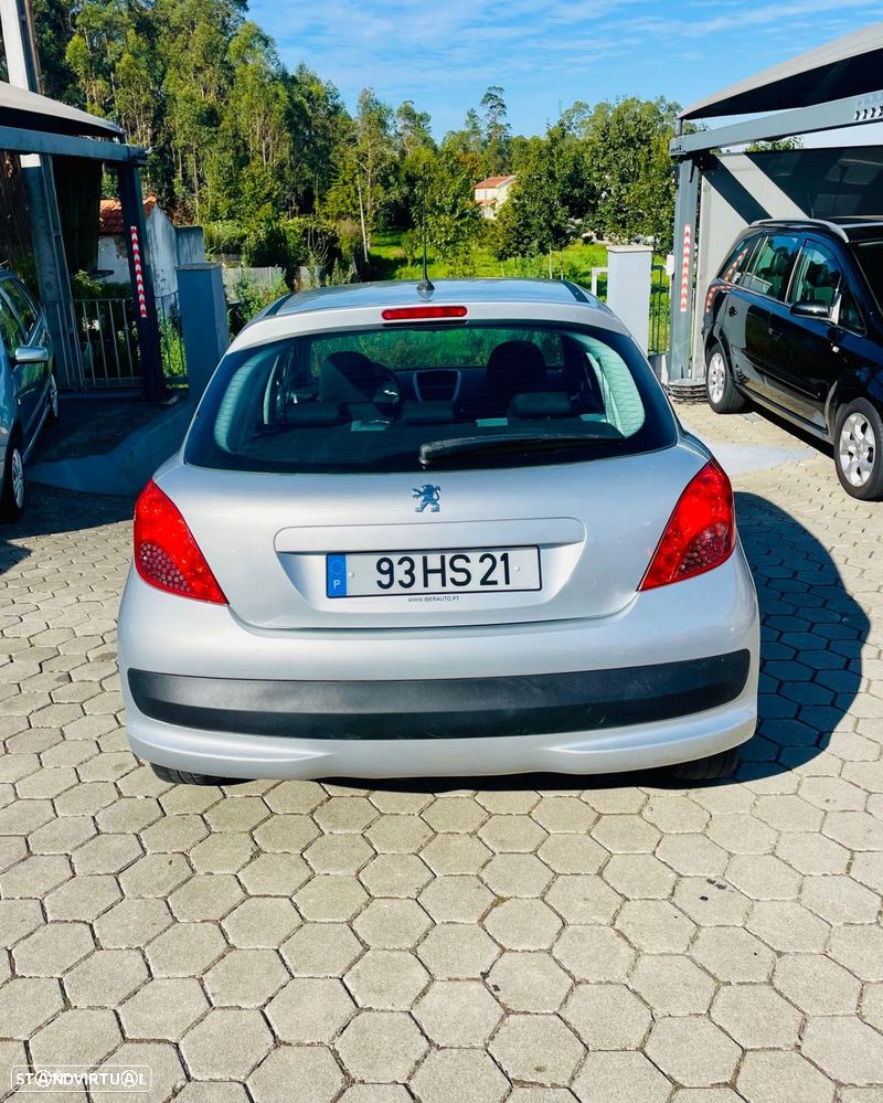 Peugeot 207 1.4 16V Active - 5
