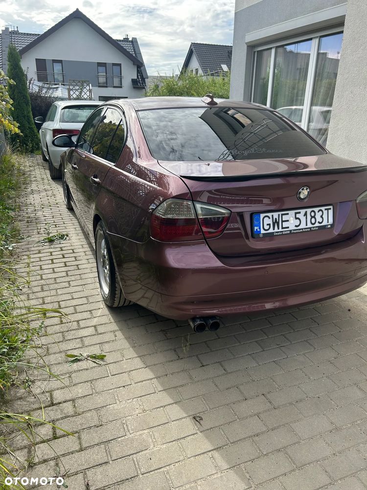 BMW Seria 3 320i - 5
