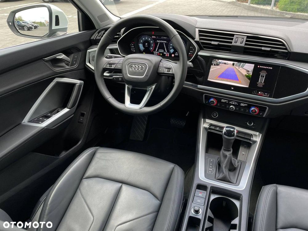 Audi Q3 Sportback - 13