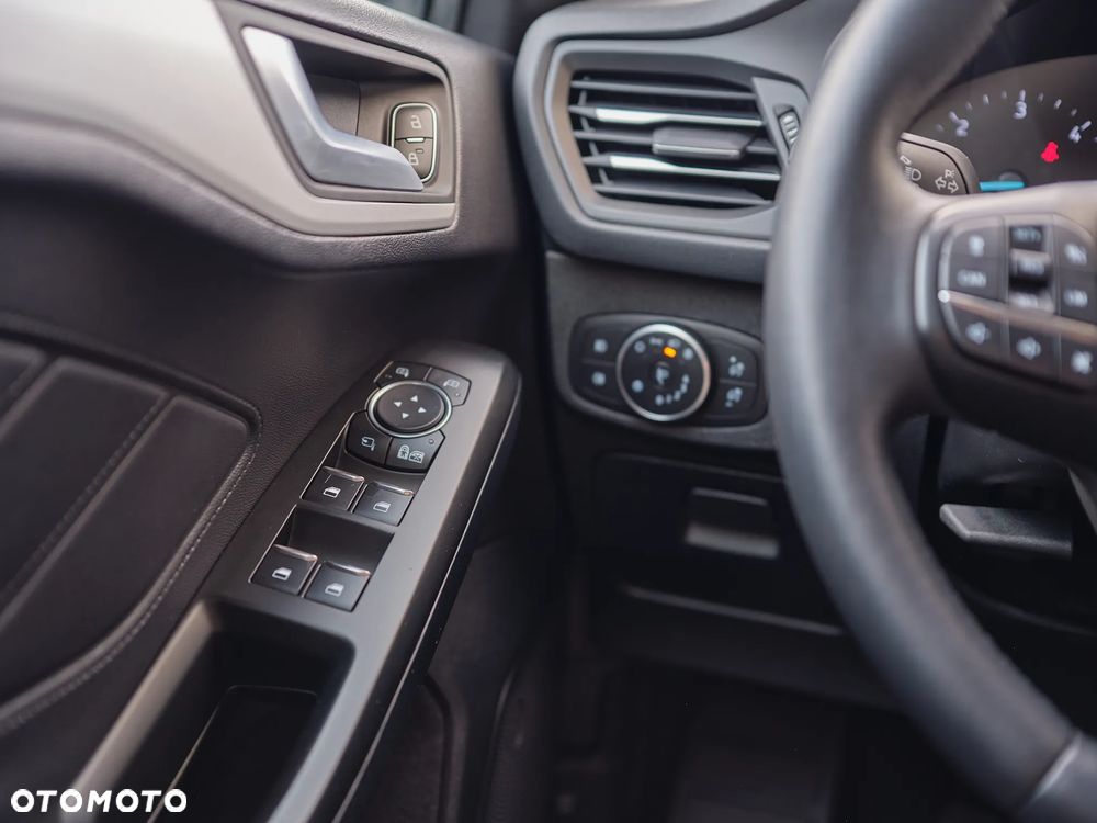 Ford Focus - 23