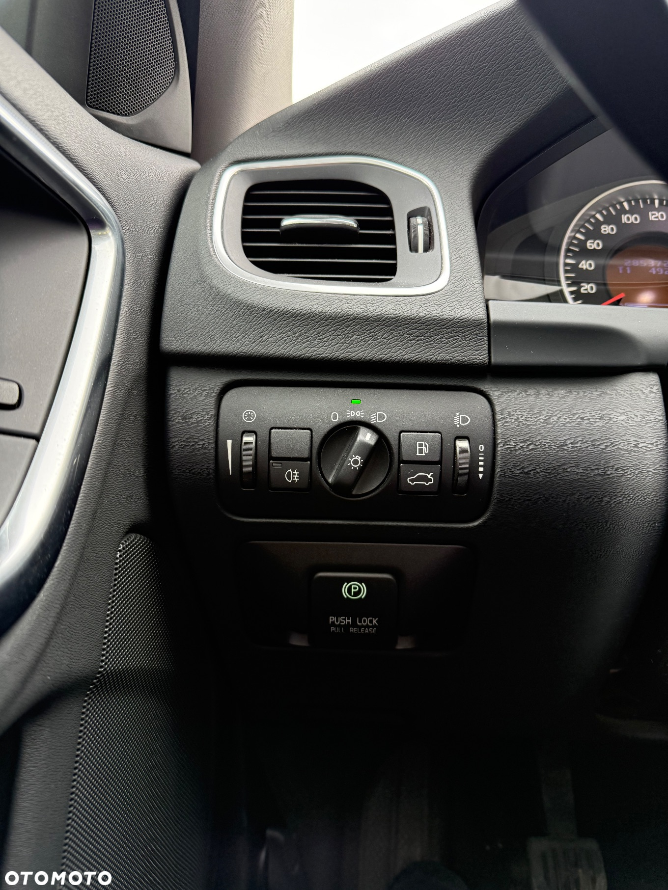 Volvo V60 T3 - 11