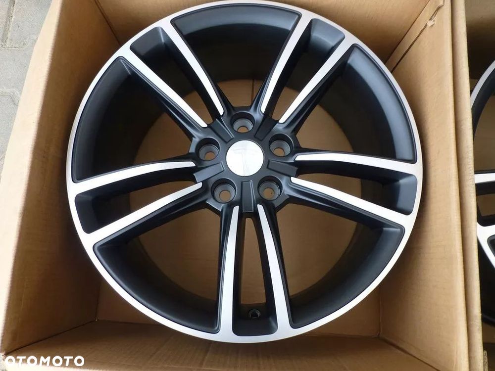 TESLA 3 6007214-00D ORYGINALNE BLCK MAT 19'' - 5