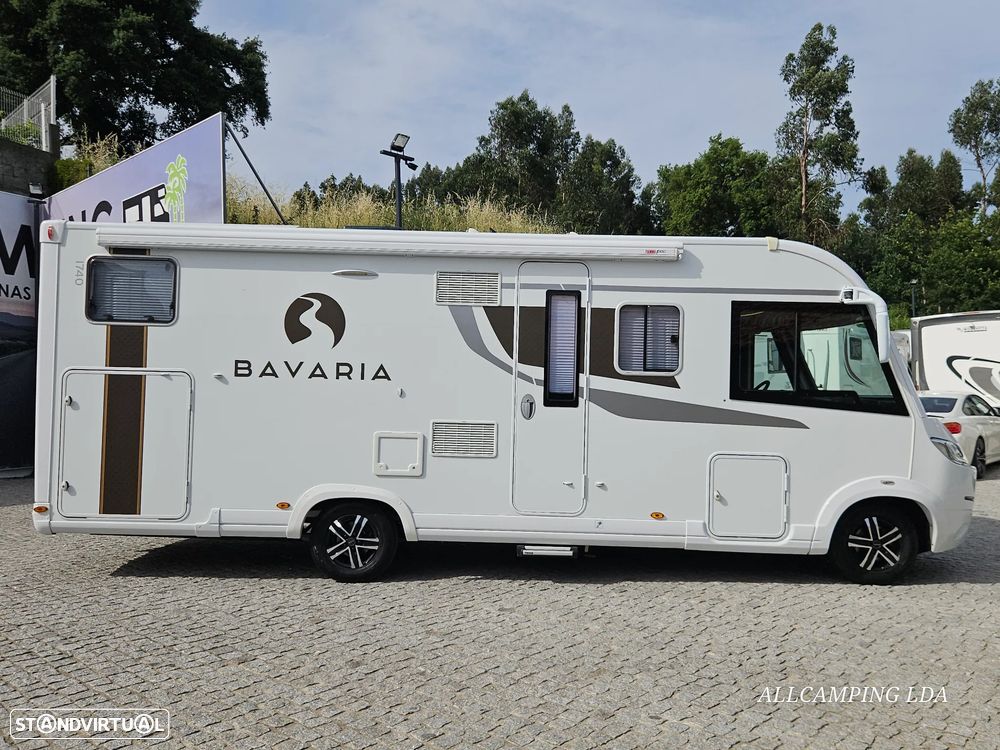 Bavaria Class I 740 CAMAS GÉMEAS - 9