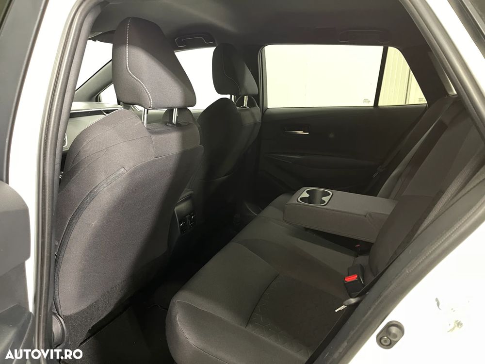 Toyota Corolla 1.8 Hybrid Touring Sports - 11