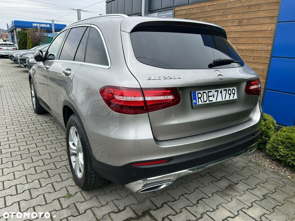 Mercedes-Benz GLC 220 d 4-Matic - 4