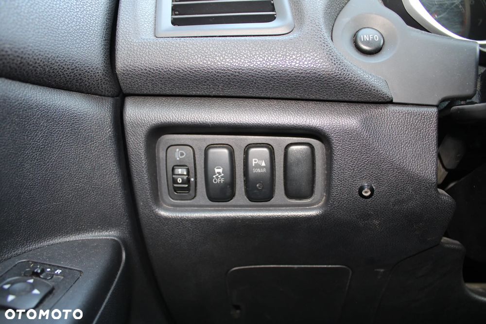 Mitsubishi ASX 1.6 Inform - 19