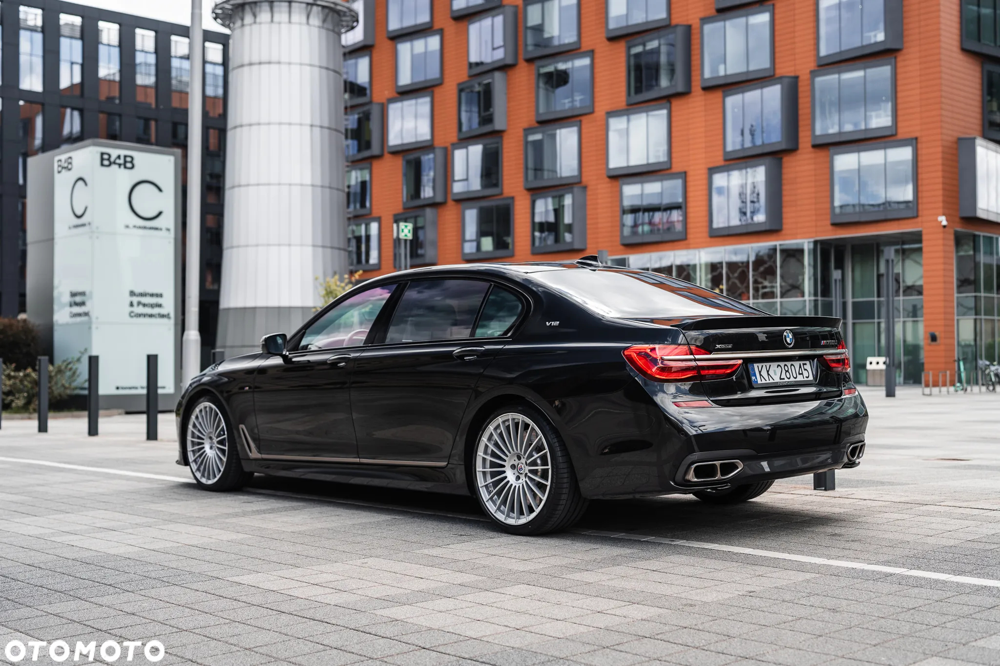 BMW Seria 7 M760Li xDrive - 10