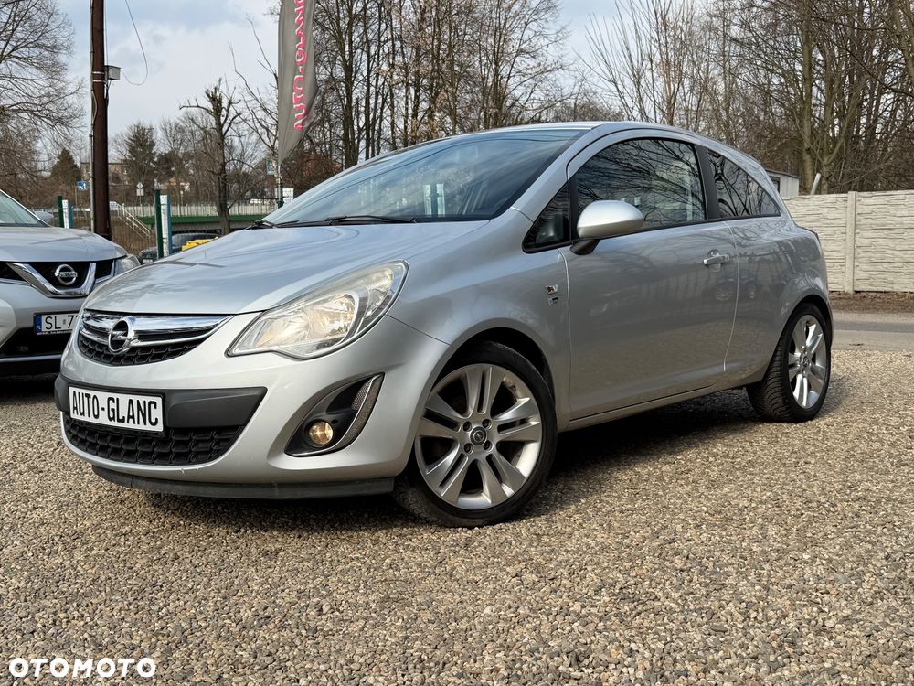 Opel Corsa 1.4 16V Sport - 1
