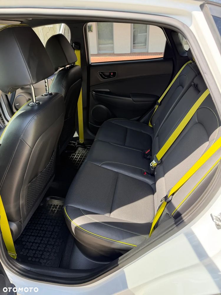 Hyundai Kona 1.6 T-GDI Premium 4WD DCT - 24