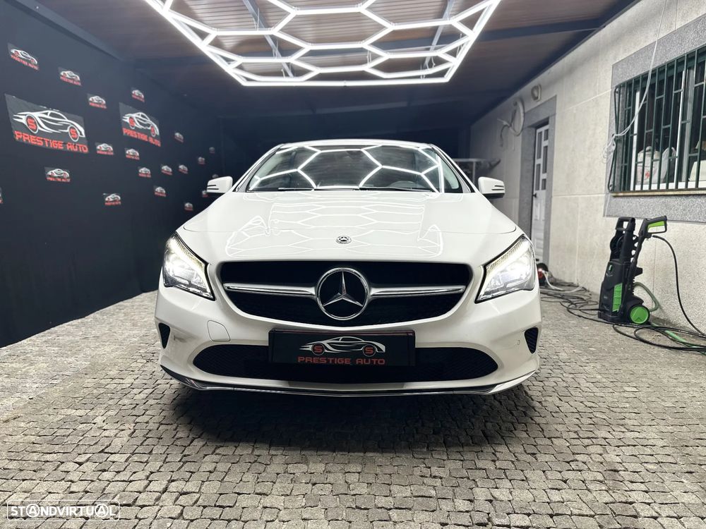 Mercedes-Benz CLA 200 d Shooting Brake Urban Aut. - 2
