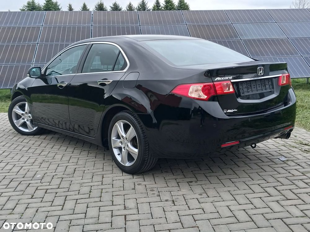 Honda Accord 2.0 Executive - 10