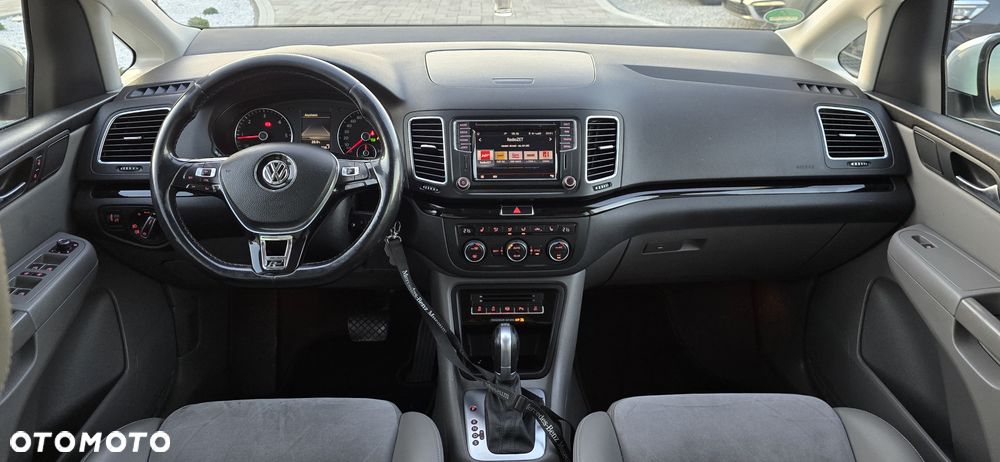 Volkswagen Sharan 2.0 TDI DSG (BlueMotion Technology) Highline - 18