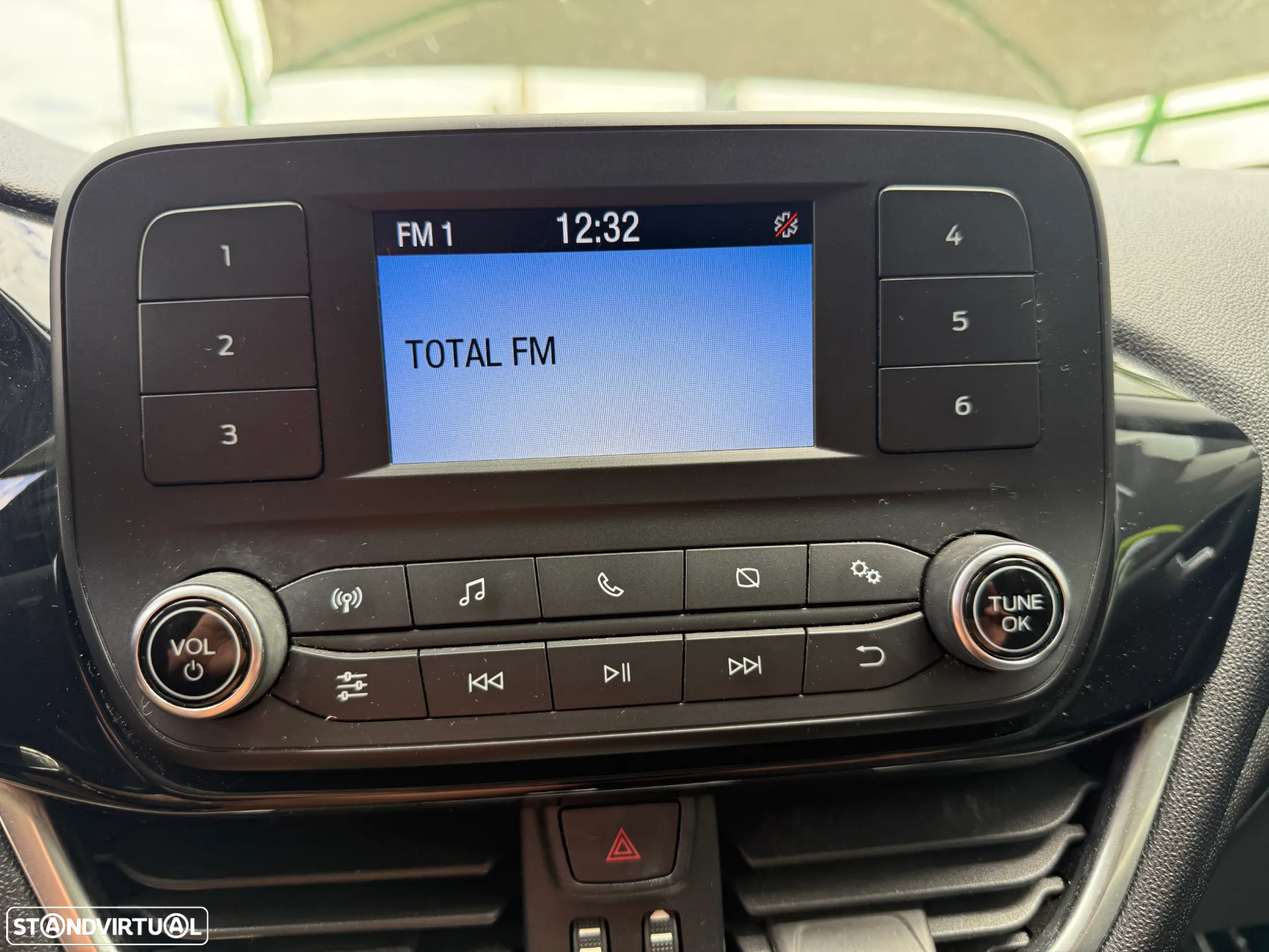 Ford Fiesta 1.0 EcoBoost Active+ Aut. - 33