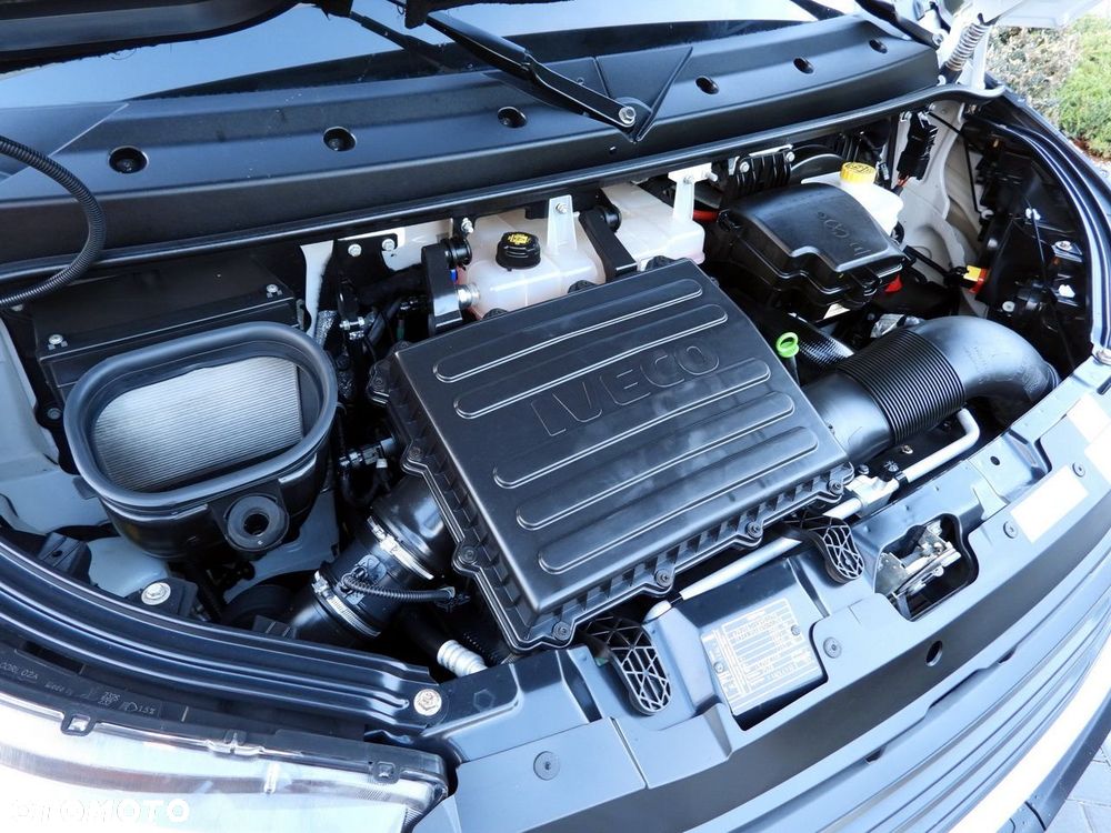 Iveco DAILY 35S14 FURGON CHŁODNIA  0*C ZASILANIE 230V NAWIGACJA AUTOMAT  KLIMATYZACJA  140KM - 30