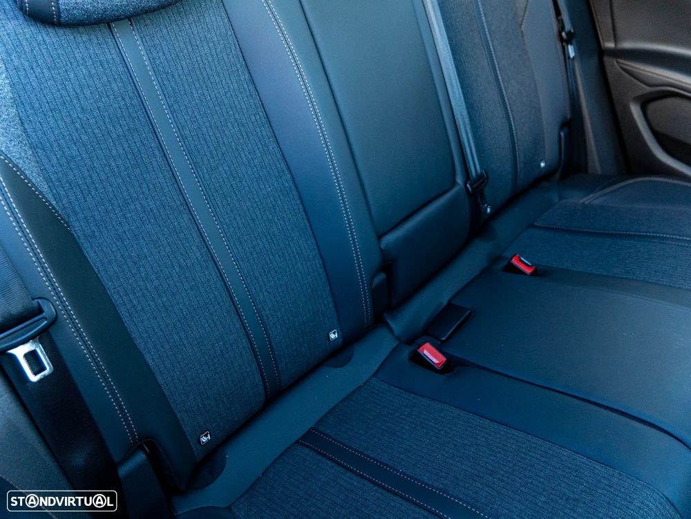 Peugeot 3008 1.2 PureTech GT Line EAT6 - 22