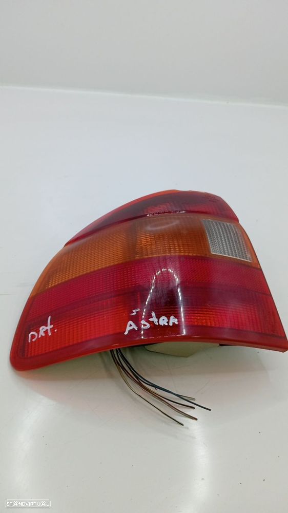 Farolim Stop Dto Opel Astra F (T92) - 2