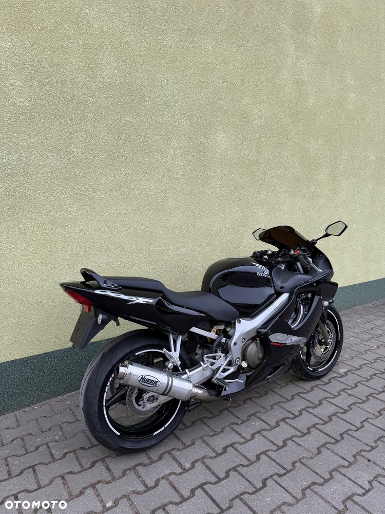 Honda CBR - 11