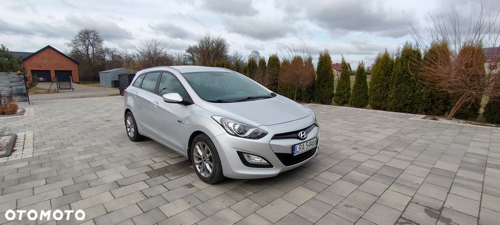 Hyundai i30 1.4 Classic + - 4