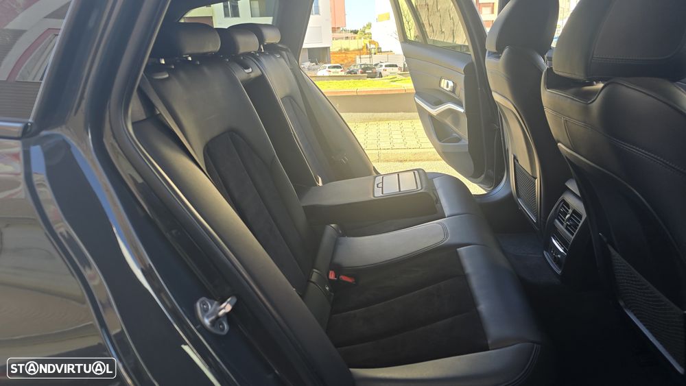 BMW 320 d Touring Pack M Auto - 21