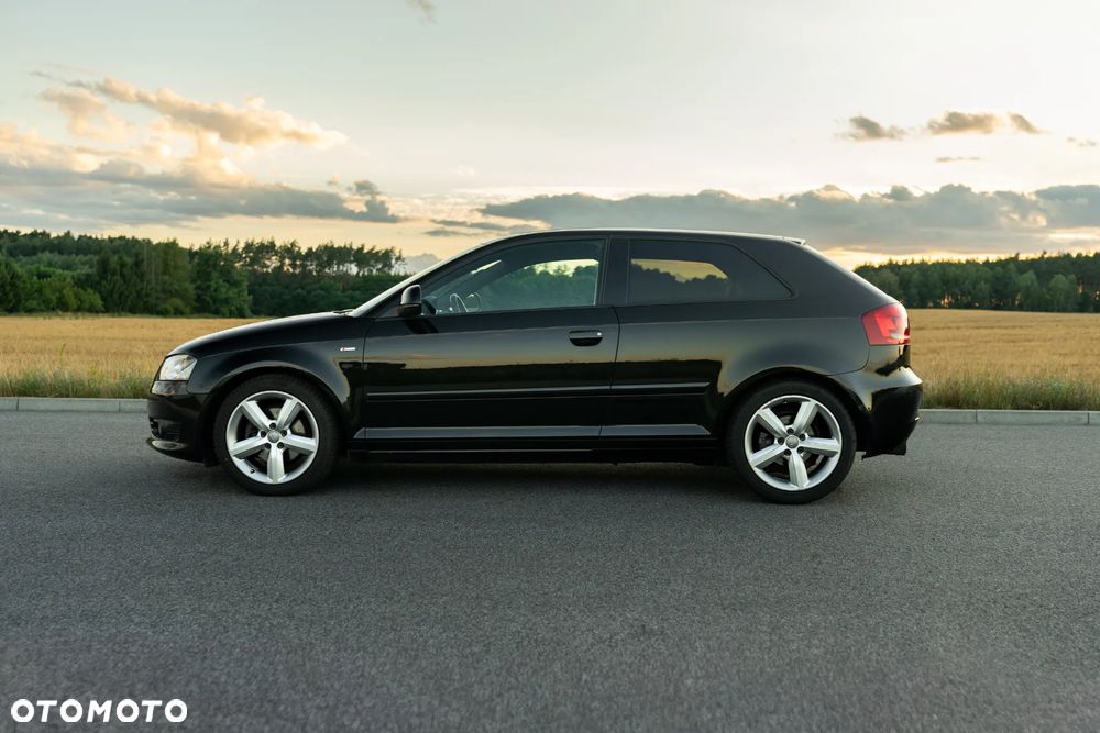 Audi A3 3-drzwiowe 1.8 TFSI S line Sportpaket - 4