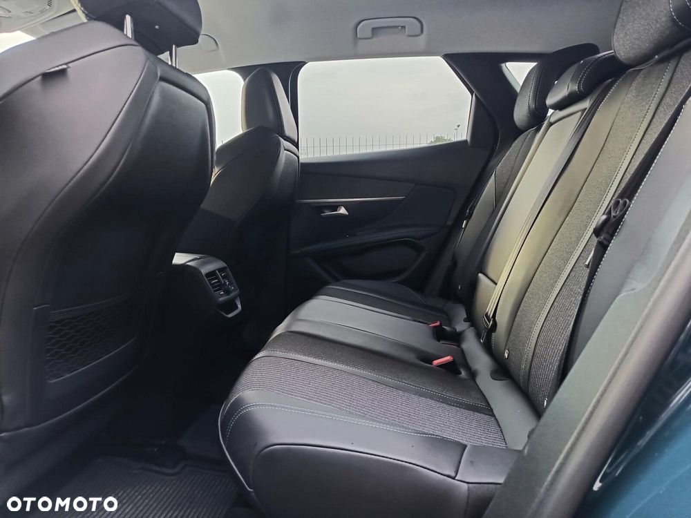 Peugeot 3008 1.5 BlueHDi Allure S&S EAT8 - 15