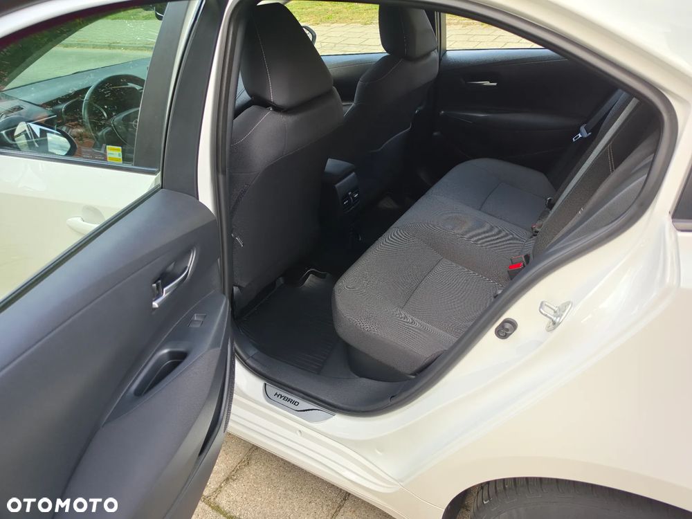 Toyota Corolla - 23