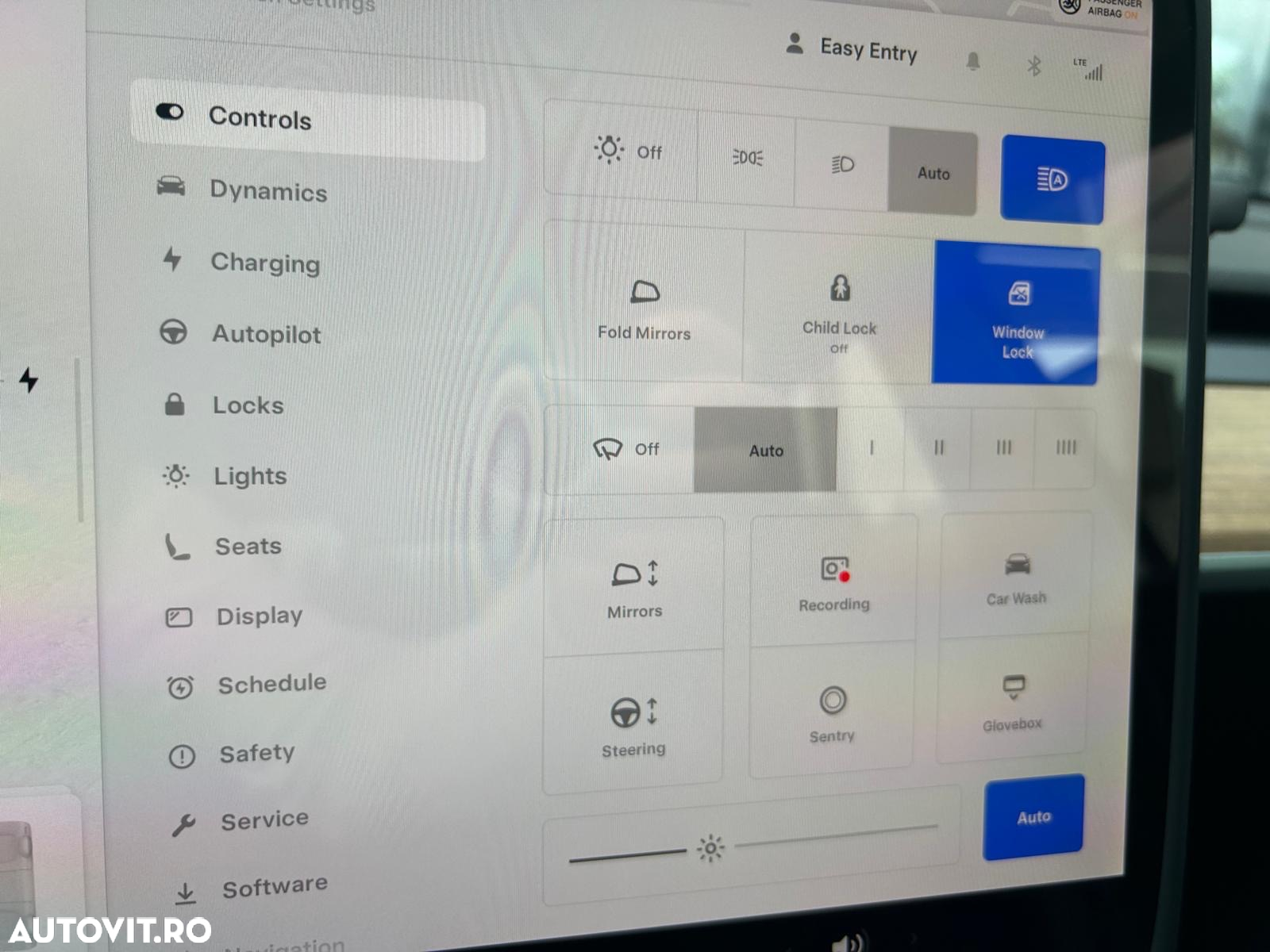 Tesla Model Y AWD Long Range - 19