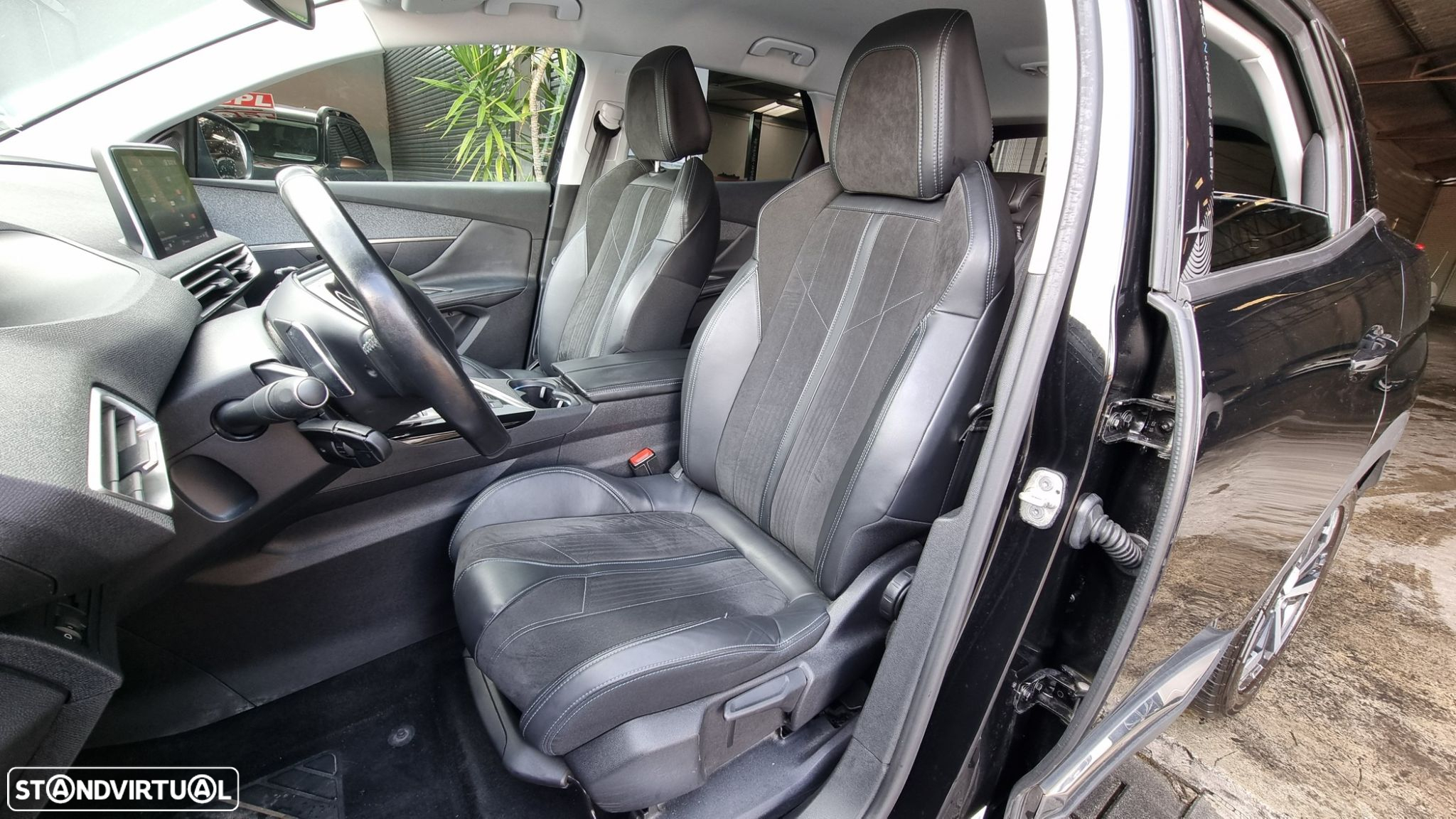 Peugeot 3008 1.2 PureTech Allure EAT6 - 3