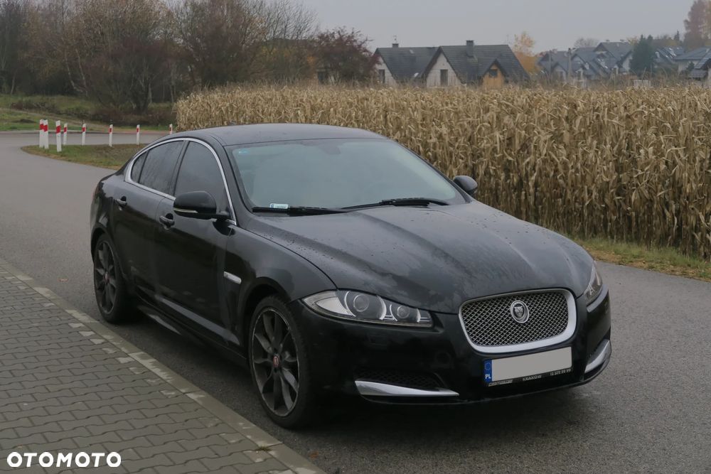 Jaguar XF 2.2 D Premium Luxury - 3