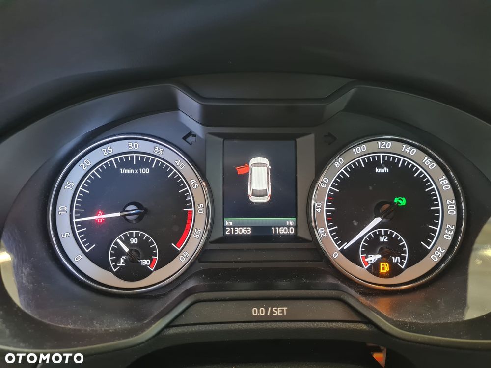 Skoda Octavia 2.0 TDI 4x4 Edition DSG - 6