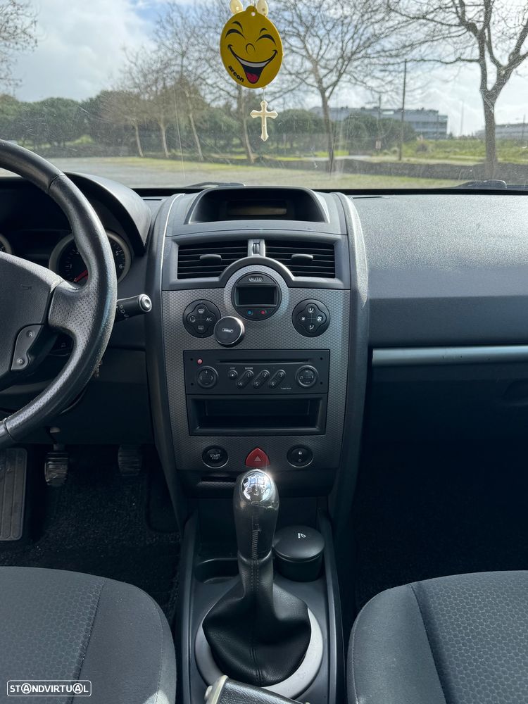 Renault Mégane 1.5 dCi Confort - 20