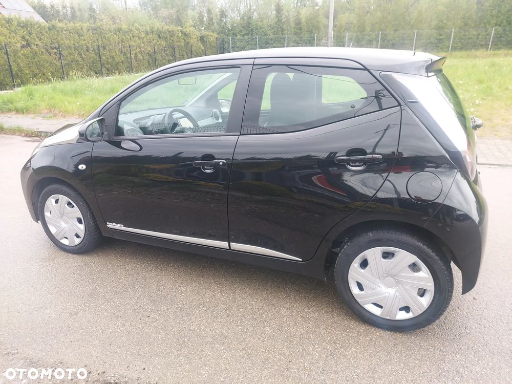 Toyota Aygo x-play Edition-S - 3