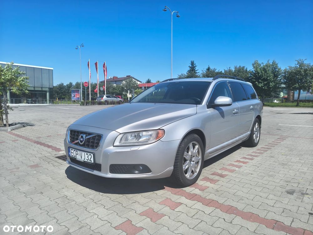 Volvo V70 D4 Geartronic Momentum - 1