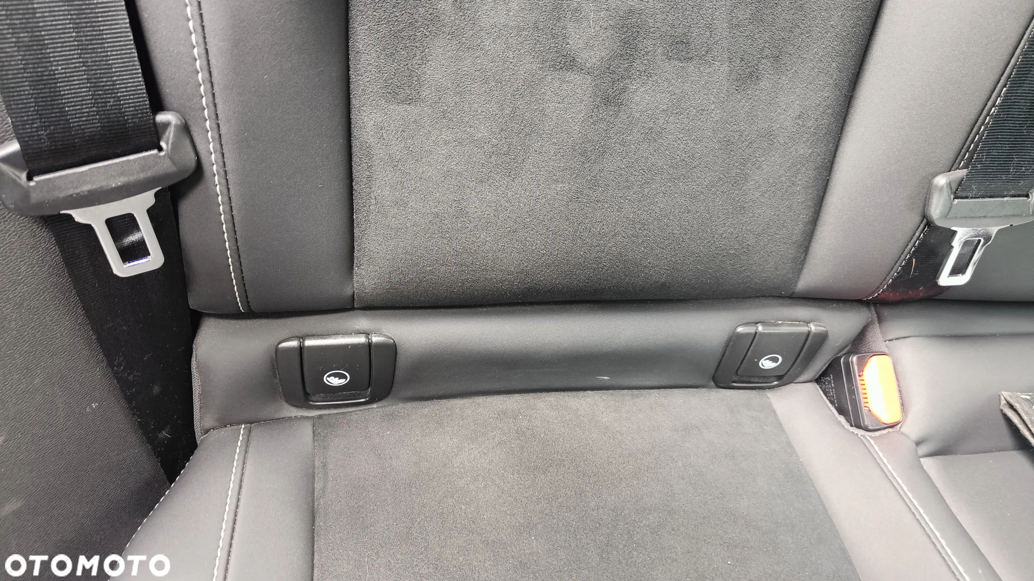 Volvo XC 40 B5 AWD Ultimate Dark - 26