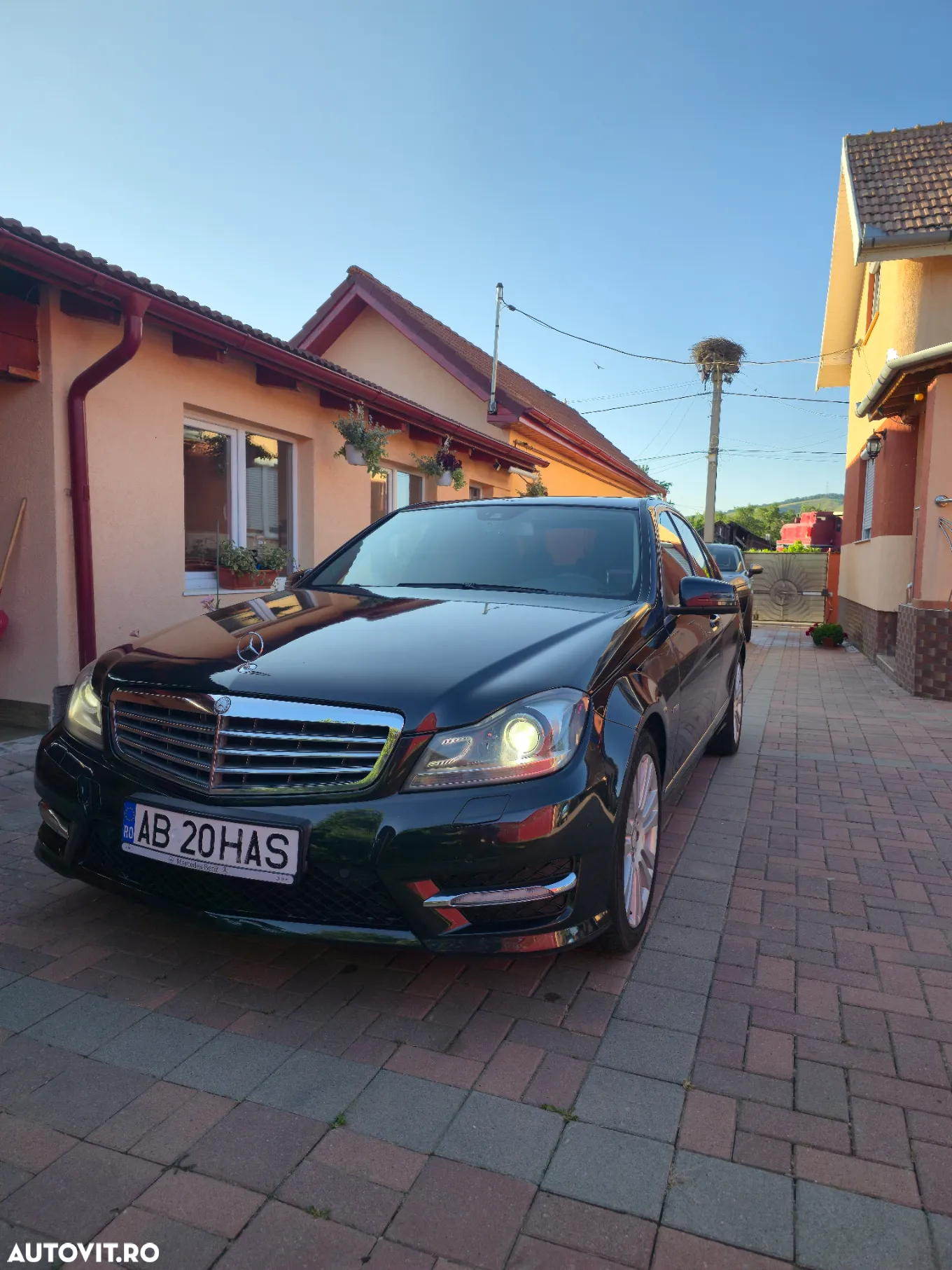 Mercedes-Benz C 220 CDI DPF Automatik BlueEFFICIENCY Elegance - 3