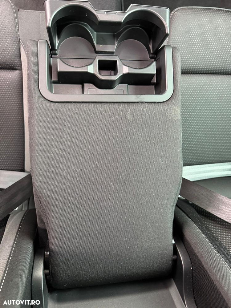 Skoda Octavia 2.0 TDI DSG Tour - 38