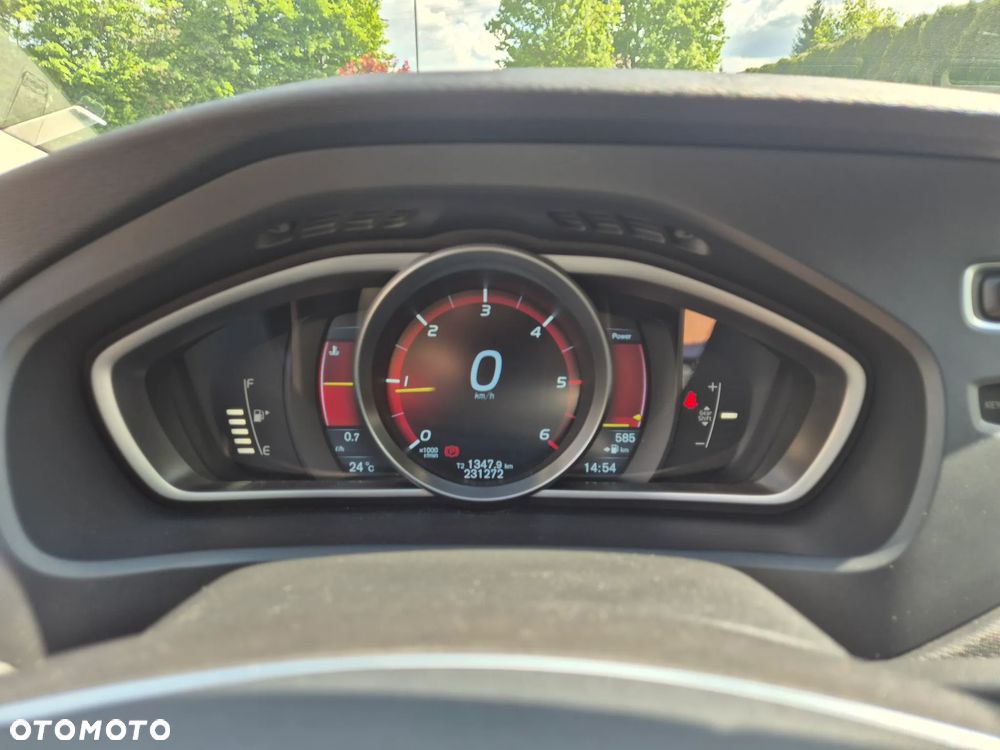 Volvo V40 D2 Momentum - 9