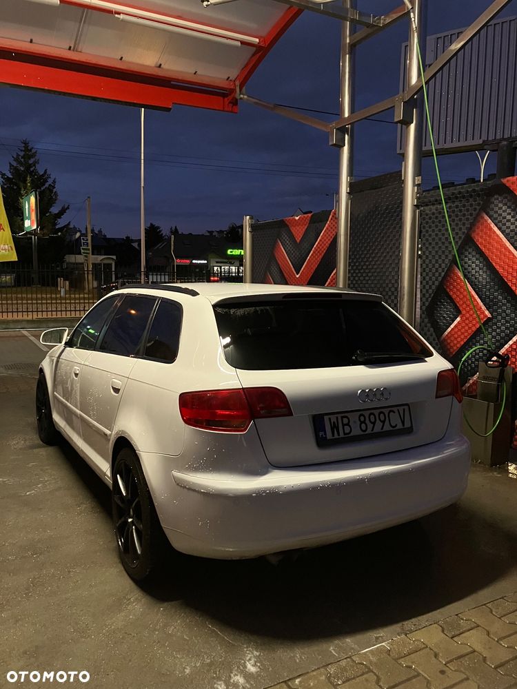 Audi A3 Sportback - 6