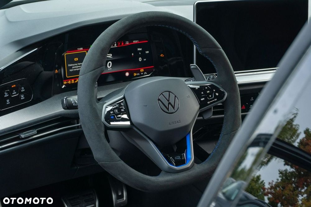 Volkswagen Golf - 18