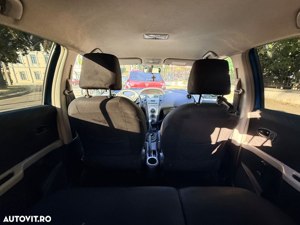 Toyota Yaris 1.4 D-4D Sol - 5