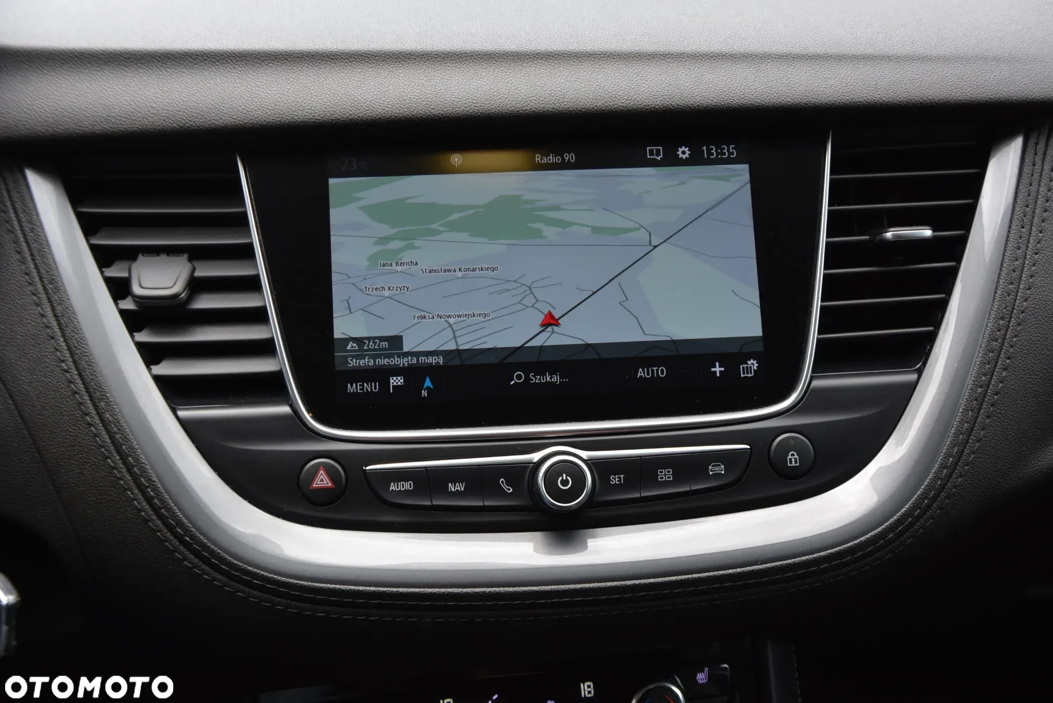 Opel Grandland X 1.2 Start/Stop Business Elegance - 2
