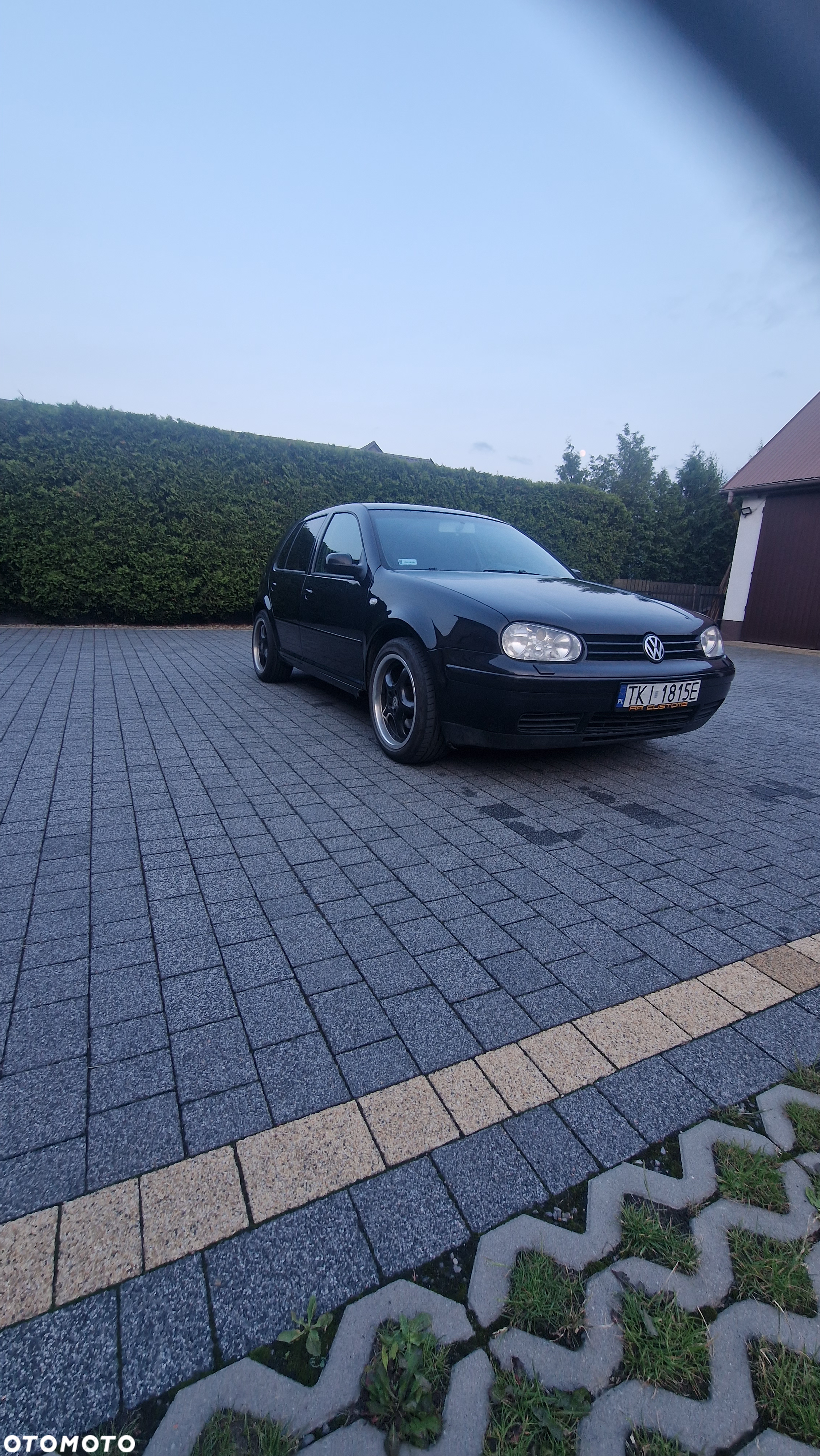 Volkswagen Golf - 2